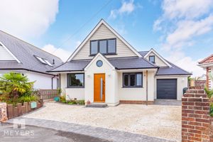 Photo 32- click for photo gallery